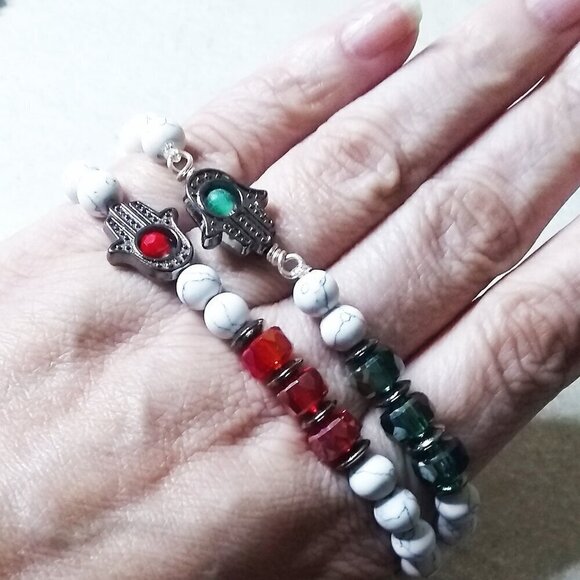 Hamsa Hand ~ Blessing Bracelet! Red Bling Beads & Howlite + Gunmetal - Picture 6 of 7